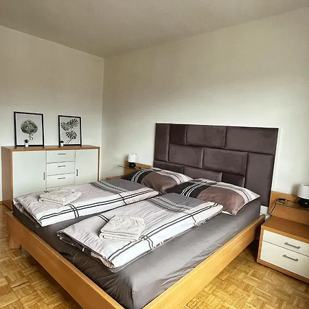 公寓 Penthouse Near Red Bull Ring